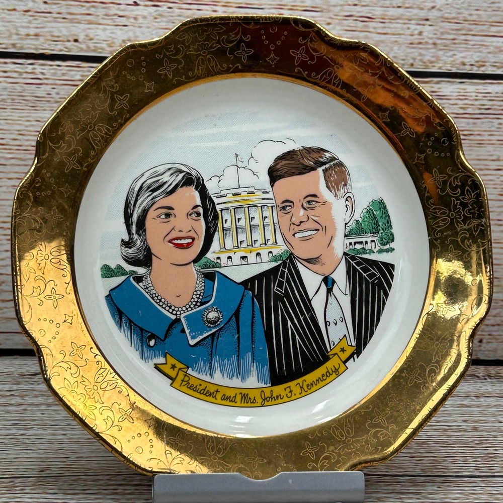 Vintage Capsco JFK and Jackie Kennedy 22K Gold Rim Souvenir‎ Plate Made in USA